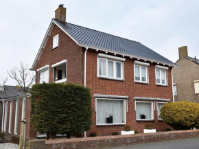 Holiday Home in Den Helder with private terrace and garden